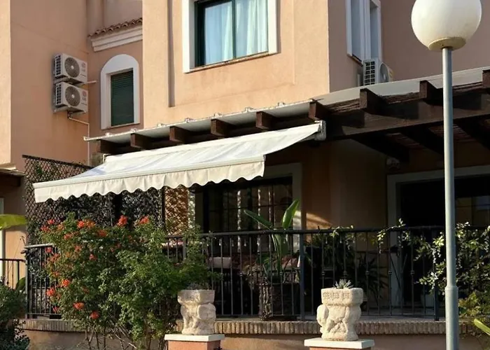 House Laguna Roja With Sun Terrace Semesterbostad